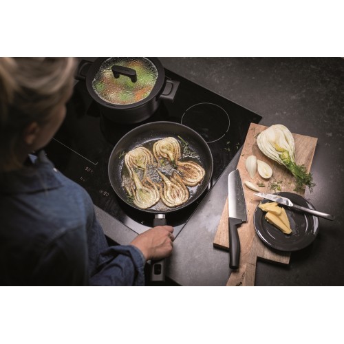 Nôž Santoku FISKARS Hard Edge, 16 cm