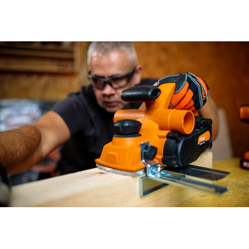 Elektrický hoblík VILLAGER VLN 1095