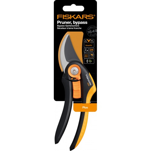 Dvojčepeľové záhradné nožnice FISKARS Plus P541