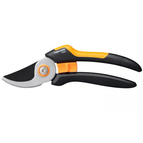 Dvojčepeľové záhradné nožnice FISKARS Solid P321