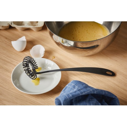 Metla na šľahanie FISKARS Essential