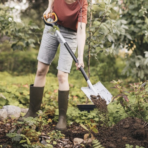 Špicatý rýľ FISKARS Xact