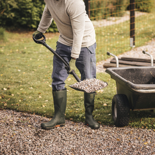Lopata na betón FISKARS Ergonomic Pro