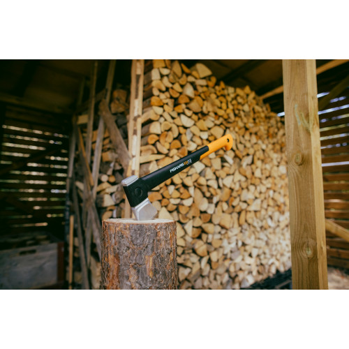 Štiepacia sekera FISKARS X-series X24 (S)
