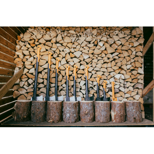 Štiepacia sekera FISKARS X-series X32 (L)
