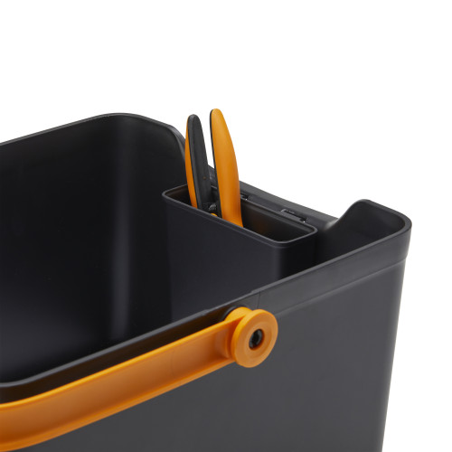 Box na náradie FISKARS