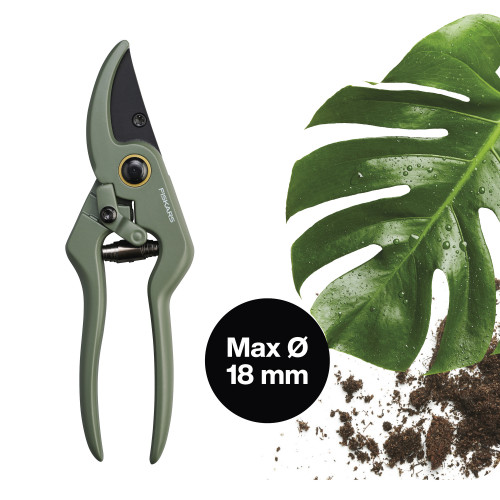 Záhradné nožnice s puzdrom FISKARS Plant Care, 18 cm