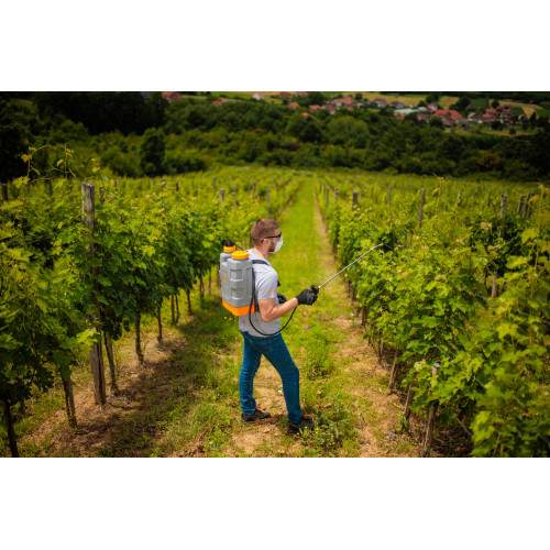 Postrekovač VILLAGER Hortus 12