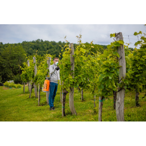Postrekovač VILLAGER Hortus 8