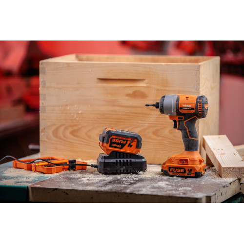 Akumulátorový rázový skrutkovač VILLAGER FUSE VPL 8420 (bez batérie a nabíjačky)