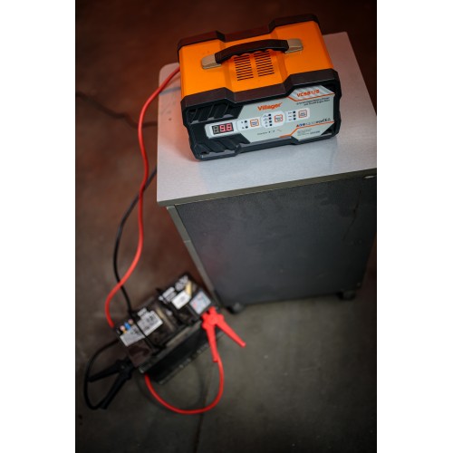 Autonabíjačka VILLAGER VCSB 12 S