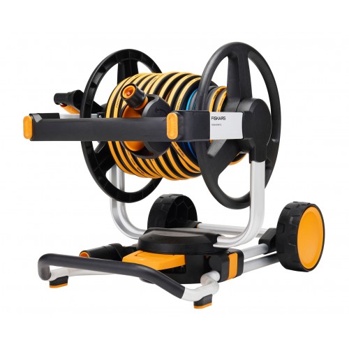 Manuálny bubon s kolieskami a hadicou FISKARS XL (všetko v jednom)