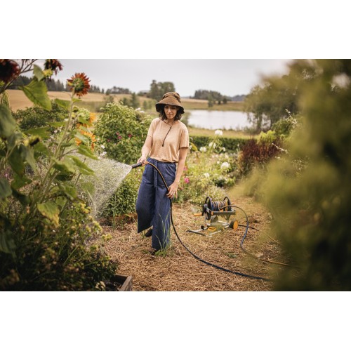 Manuálny bubon s kolieskami a hadicou FISKARS XL (všetko v jednom)