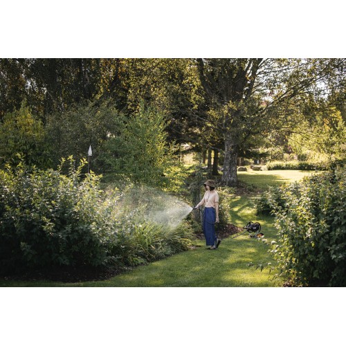 Manuálny bubon s kolieskami a hadicou FISKARS XL (všetko v jednom)