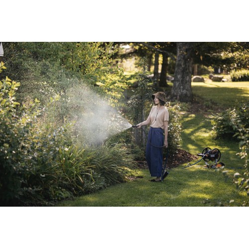 Manuálny bubon s kolieskami a hadicou FISKARS XL (všetko v jednom)