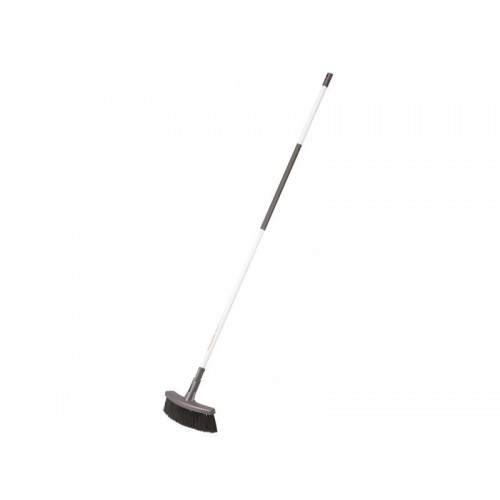 Ľahká metla na terasy FISKARS Light