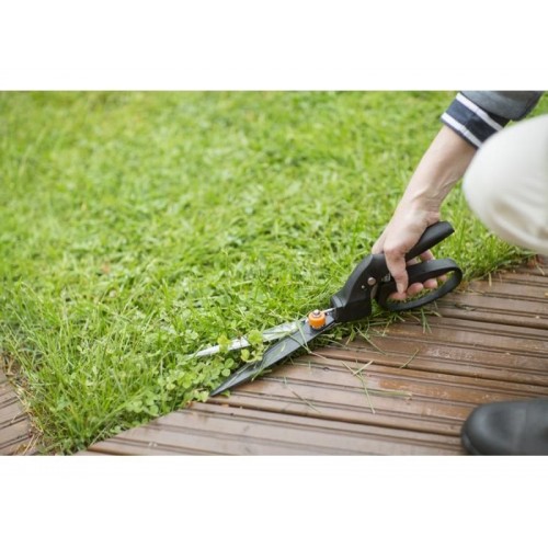 Nožnice na trávu FISKARS SmartFit GS40