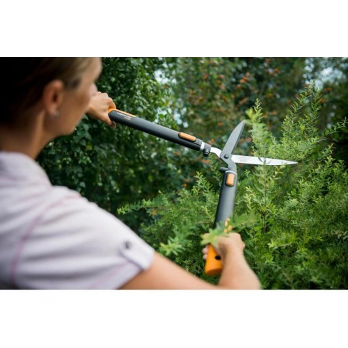 Teleskopické nožnice na živý plot FISKARS SmartFit HS86