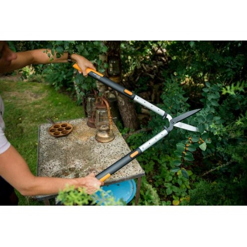 Teleskopické nožnice na živý plot FISKARS SmartFit HS86