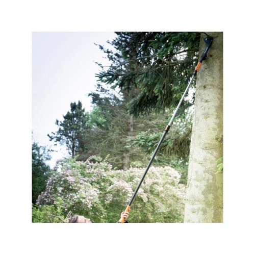 Univerzálne nožnice FISKARS QuikFit